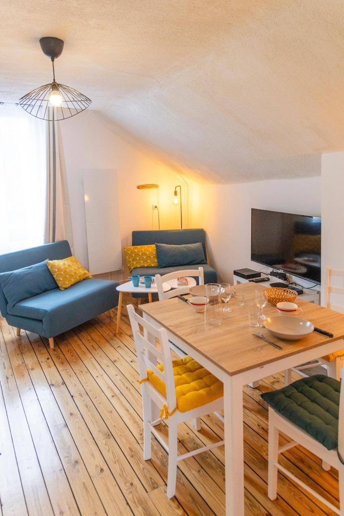 Au Coeur De La Ville, Traversant Et Confort Appartement *